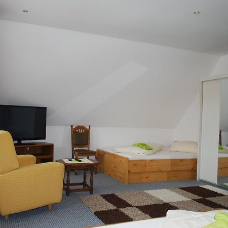 Landhotel Bienstadt Georgenthal  Exterior photo